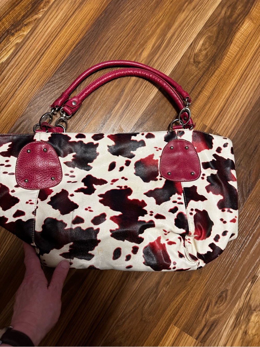 Vintage Red and Black Cow Print Shoulder Bag - Picture 9 of 10